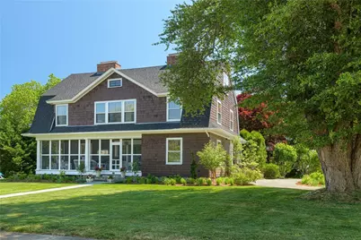 84 Rodman Street, Narragansett, RI 02882 - Photo 2