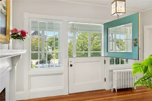 84 Rodman St, Narragansett, RI 02882 - Photo 10