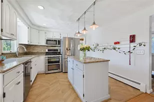 46 Netop Dr, Warwick, RI 02818 - Photo 14