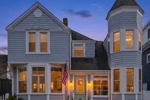 43 Howard St, Newport, RI 02840 - Photo 2