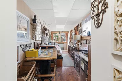 2154 Broad Street, Cranston, RI 02905 - Photo 10