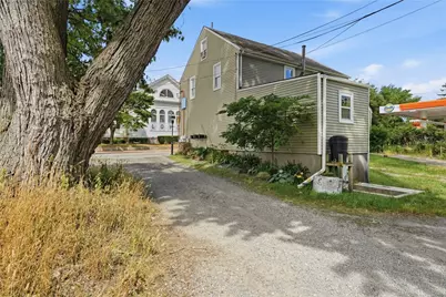 2154 Broad Street, Cranston, RI 02905 - Photo 40