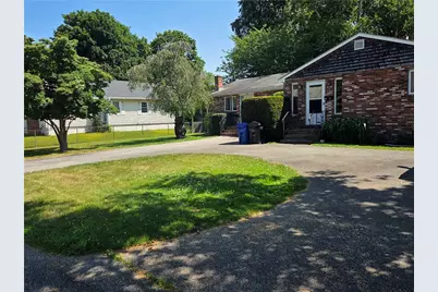 23 Butler Street, Newport, RI 02840 - Photo 18
