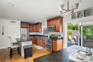 88 Kay St, Newport, RI 02840 - Photo 12