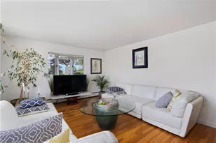 141 Redwood Rd, Portsmouth, RI 02871 - Photo 2