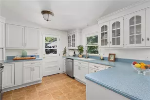 141 Redwood Rd, Portsmouth, RI 02871 - Photo 6