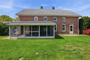 17 Victory St, Cumberland, RI 02864 - Photo 6