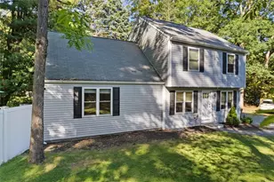 47 Smith Ave, Smithfield, RI 02828 - Photo 4