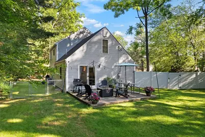 47 Smith Avenue, Smithfield, RI 02828 - Photo 4