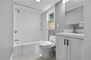 370 Pleasant St, Pawtucket, RI 02860 - Photo 10