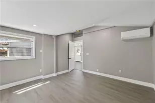 370 Pleasant St, Pawtucket, RI 02860 - Photo 14
