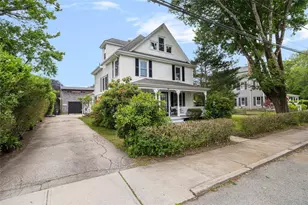 94 Lake St, South Kingstown, RI 02879 - Photo 2