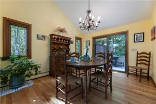 8 Robin Dr, North Kingstown, RI 02852 - Photo 14