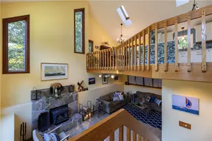 8 Robin Dr, North Kingstown, RI 02852 - Photo 4