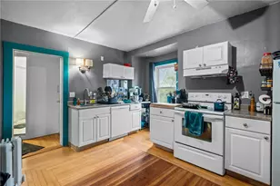 49 Arnold St, East Providence, RI 02915 - Photo 26
