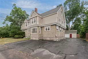 49 Arnold St, East Providence, RI 02915 - Photo 2