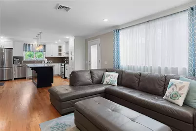 6 Varnum Avenue, Bristol, RI 02809 - Photo 6