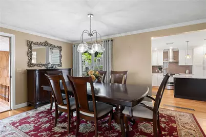 6 Varnum Avenue, Bristol, RI 02809 - Photo 8