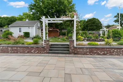 6 Varnum Avenue, Bristol, RI 02809 - Photo 24