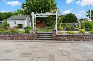 6 Varnum Ave, Bristol, RI 02809 - Photo 24