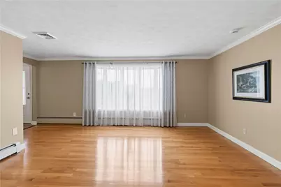 6 Varnum Avenue, Bristol, RI 02809 - Photo 10
