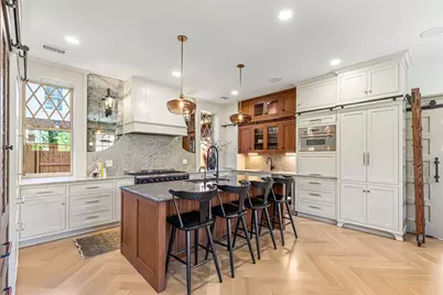 465 Lloyd Avenue, Providence, RI 02906 - Photo 12