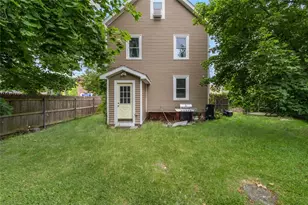 268 Washington St, Warwick, RI 02888 - Photo 36