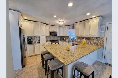 42 Burnside Street, Providence, RI 02905 - Photo 4