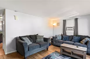 59 Liverpool St, Warwick, RI 02886 - Photo 10