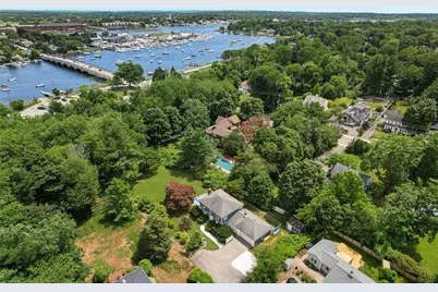 9 Foster Street, Barrington, RI 02806 - Photo 6