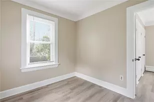 74 Pontiac St, Warwick, RI 02886 - Photo 36