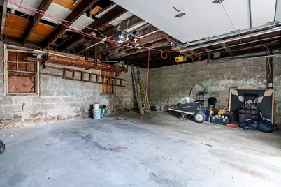 255 Farmington Avenue, Cranston, RI 02920 - Photo 10
