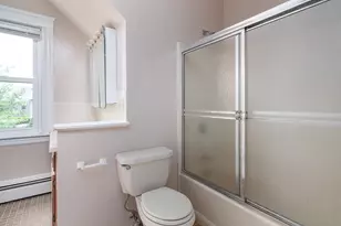 255 Farmington Ave, Cranston, RI 02920 - Photo 28