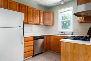 255 Farmington Ave, Cranston, RI 02920 - Photo 22