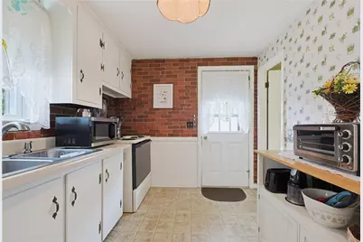 19 Louise Drive, West Warwick, RI 02893 - Photo 26