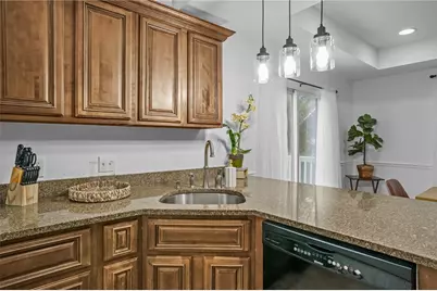 183 Alabama Avenue, Providence, RI 02905 - Photo 12