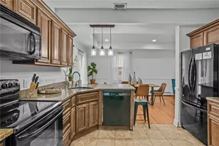 183 Alabama Ave, Providence, RI 02905 - Photo 18