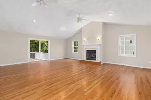 61 Moraine Ct, South Kingstown, RI 02879 - Photo 10
