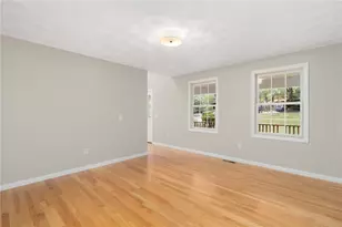 61 Moraine Ct, South Kingstown, RI 02879 - Photo 8