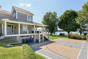 39 Shore Dr, Warren, RI 02885 - Photo 8