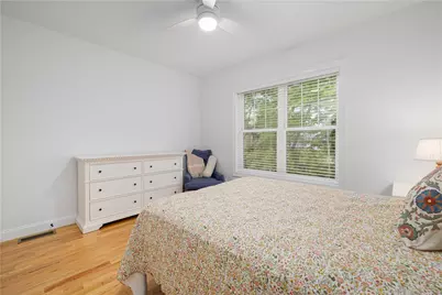 124 Oak Street, South Kingstown, RI 02879 - Photo 32