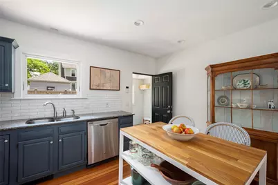 229 6th Street, Providence, RI 02906 - Photo 24