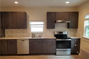 49 Merton Rd, Newport, RI 02840 - Photo 4
