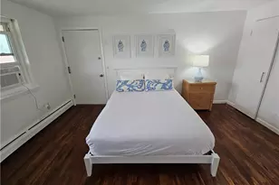 70 Carroll Ave, Newport, RI 02840 - Photo 20