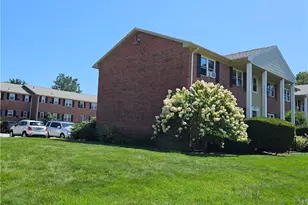 70 Carroll Ave, Newport, RI 02840 - Photo 36