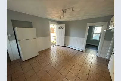 137 Ethan Street, Providence, RI 02909 - Photo 4