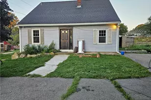 241 Cornell Rd, Tiverton, RI 02878 - Photo 1