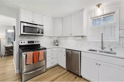 208 Marlborough Street #4, East Greenwich, RI 02818 - Photo 4