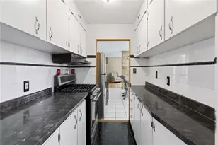 94 Francis Ave, Pawtucket, RI 02860 - Photo 14