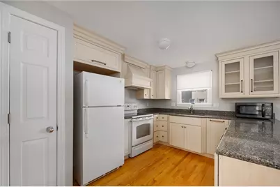 25 Miles Avenue #23, Providence, RI 02906 - Photo 6